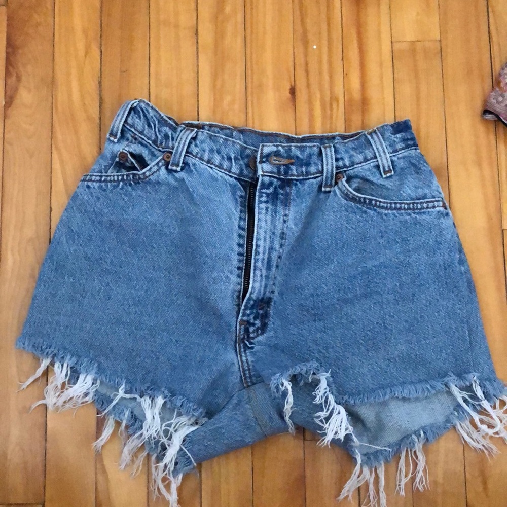 Levi’s Distressed Denim Cutoff Shorts